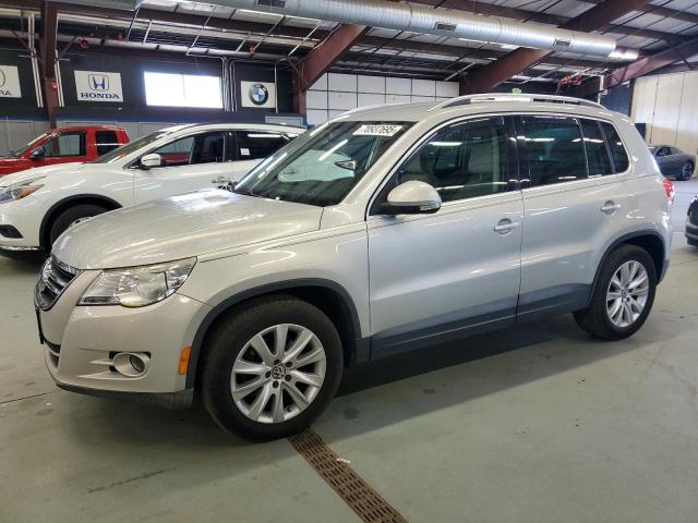 2009 VOLKSWAGEN TIGUAN S, 