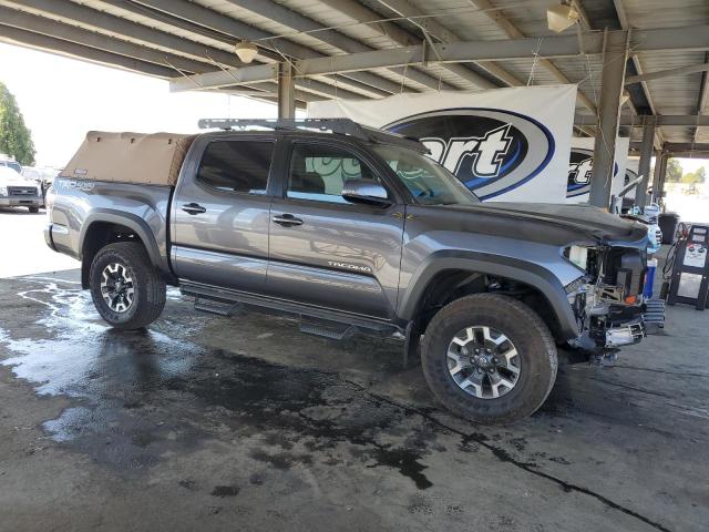 3TYCZ5AN7PT174864 - 2023 TOYOTA TACOMA DOUBLE CAB 灰色 照片 4