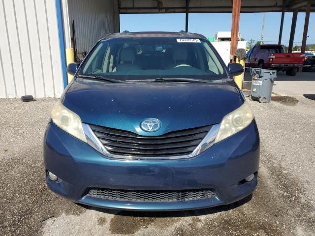 5TDYK3DC5BS005584 - 2011 TOYOTA SIENNA XLE BLUE photo 5