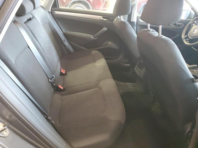 1VWAT7A31HC007530 - 2017 VOLKSWAGEN PASSAT S GRAY photo 10