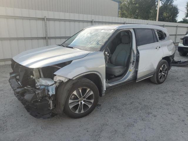 2021 TOYOTA HIGHLANDER XLE, 