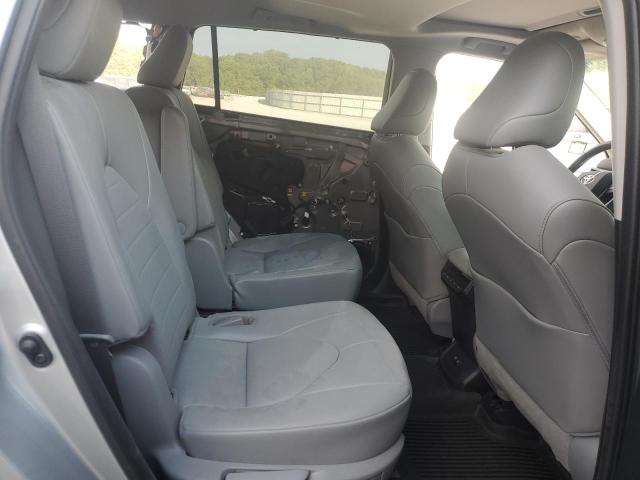 5TDGZRAH4MS062128 - 2021 TOYOTA HIGHLANDER XLE Сріблястий фото 11