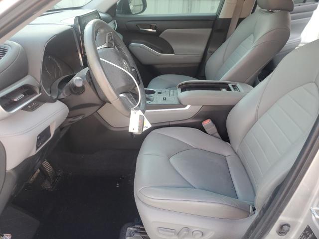 5TDGZRAH4MS062128 - 2021 TOYOTA HIGHLANDER XLE Сріблястий фото 7