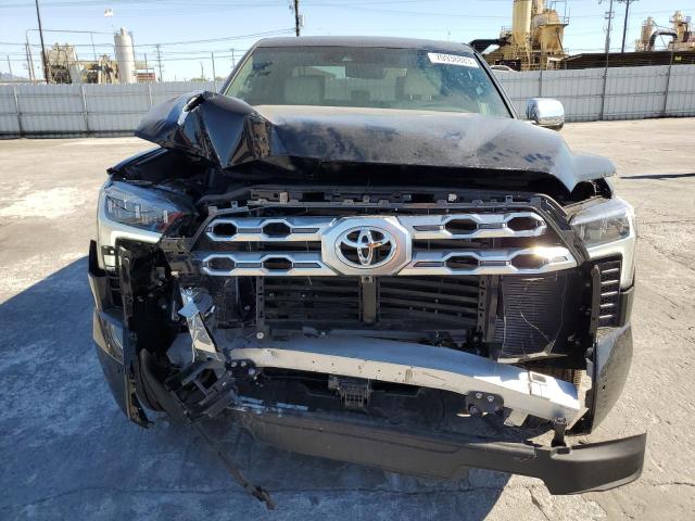 5TFMA5EC1PX012786 - 2023 TOYOTA TUNDRA CREWMAX PLATINUM Schwarz Foto 5