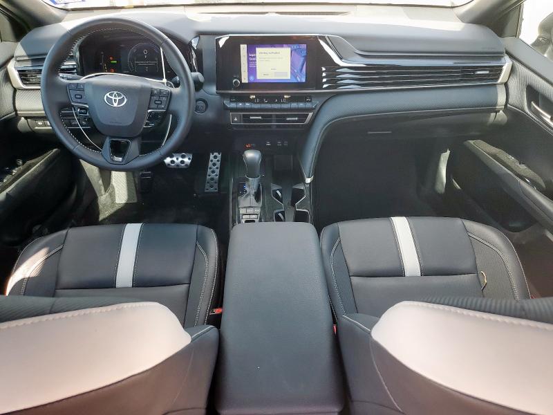 4T1DAACK7SU565323 - 2025 TOYOTA CAMRY XSE GRAY photo 8