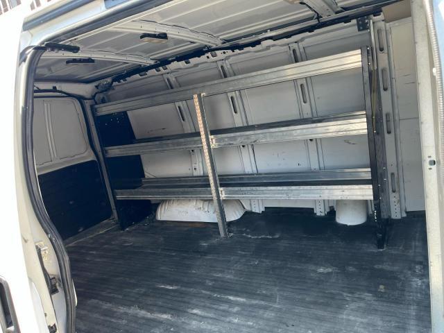 1GCWGAFP2M1207828 - 2021 CHEVROLET EXPRESS G2 WHITE photo 12