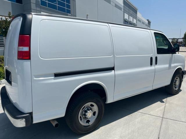 1GCWGAFP2M1207828 - 2021 CHEVROLET EXPRESS G2 WHITE photo 4