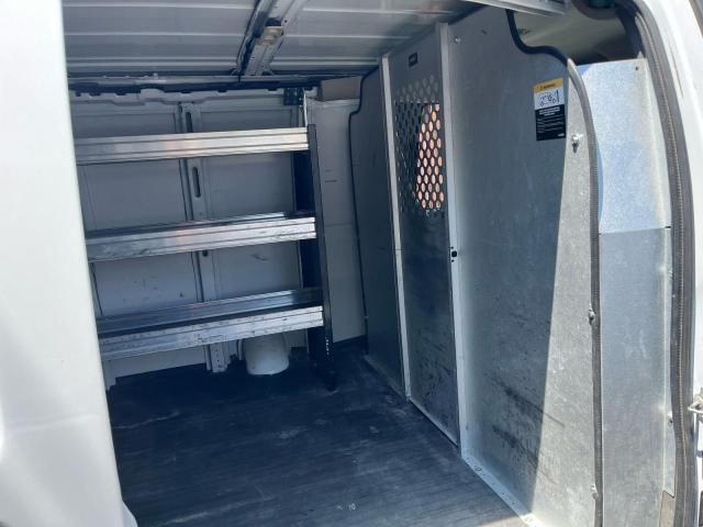 1GCWGAFP2M1207828 - 2021 CHEVROLET EXPRESS G2 WHITE photo 6