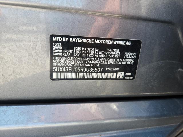 5UX43EU05R9U35507 - 2024 BMW X5 XDRIVE50E SILVER photo 13