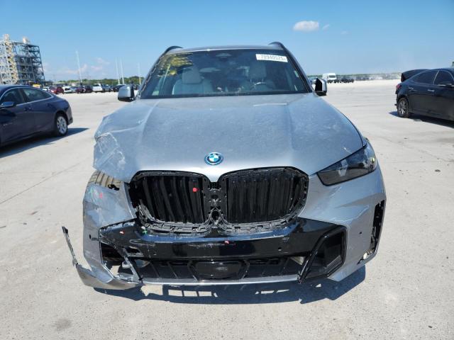 5UX43EU05R9U35507 - 2024 BMW X5 XDRIVE50E SILVER photo 5