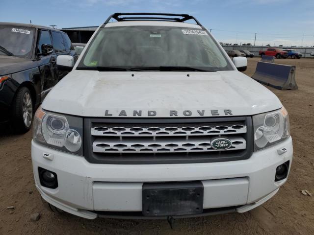 SALFR2BN6BH230952 - 2011 LAND ROVER LR2 HSE WHITE photo 5