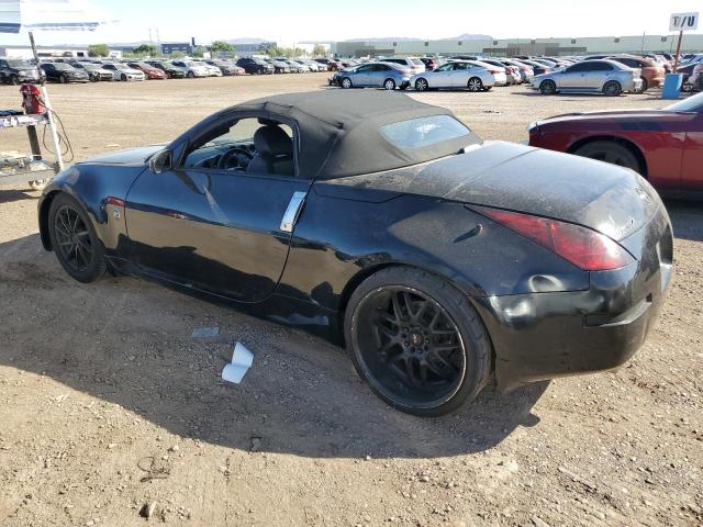 JN1AZ36A05M750125 - 2005 NISSAN 350Z ROADSTER BLACK photo 2