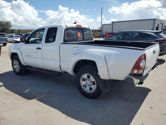 5TFTX4GN3FX041000 - 2015 TOYOTA TACOMA PRERUNNER ACCESS CAB WHITE photo 2