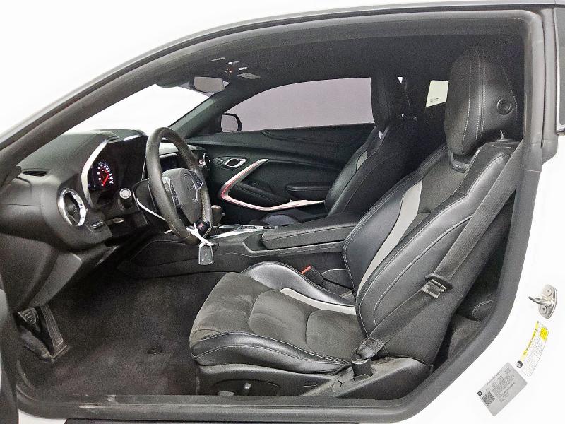 1G1FG1R71K0154949 - 2019 CHEVROLET CAMARO SS أبيض صورة 7