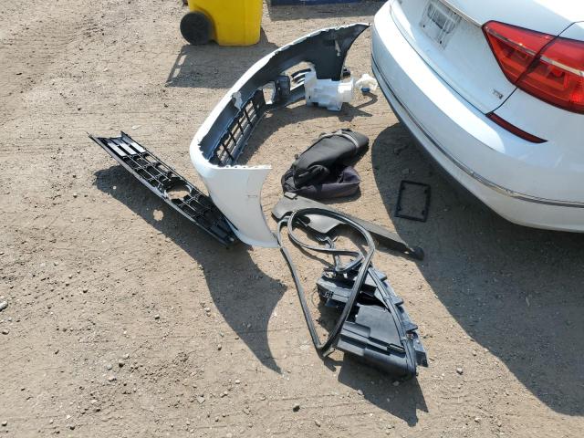 1VWAT7A3XGC051072 - 2016 VOLKSWAGEN PASSAT S WHITE photo 12