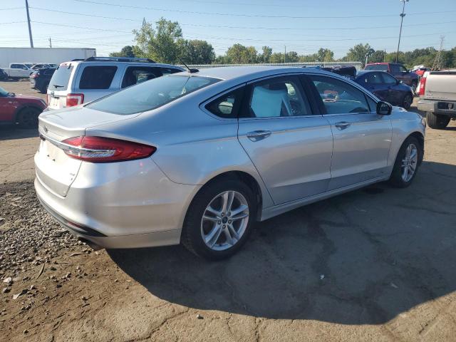 3FA6P0HDXJR284273 - 2018 FORD FUSION SE Gümüş fotoğraf 3