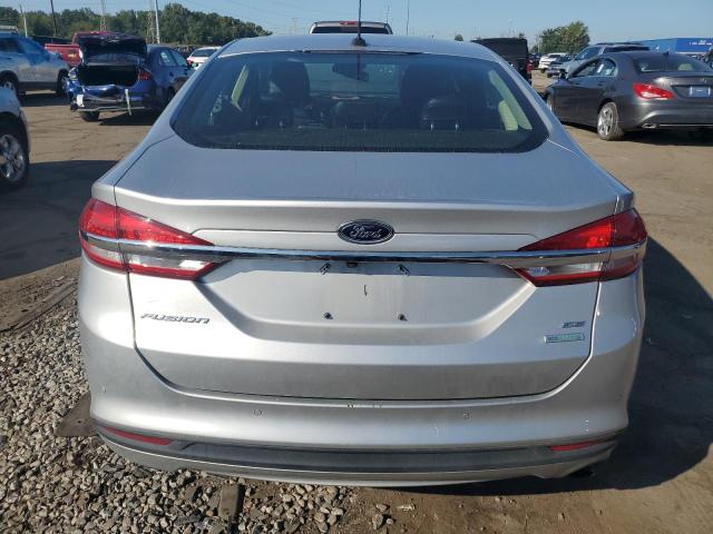 3FA6P0HDXJR284273 - 2018 FORD FUSION SE Gümüş fotoğraf 6