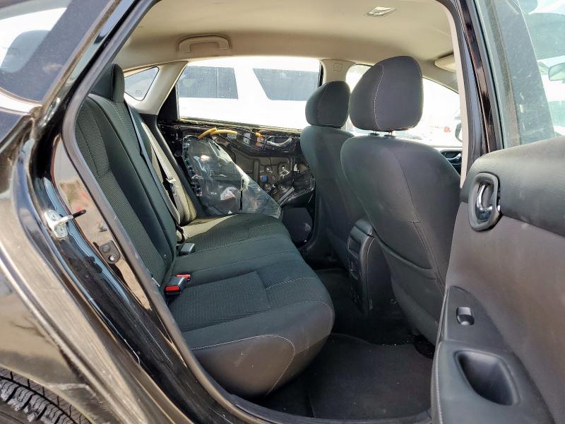 3N1AB7AP7JY245178 - 2018 NISSAN SENTRA S 黑色 照片 10