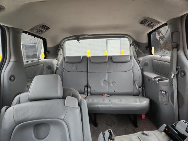 5TDBK22C59S025170 - 2009 TOYOTA SIENNA XLE ნაცრისფერი ფოტო 10