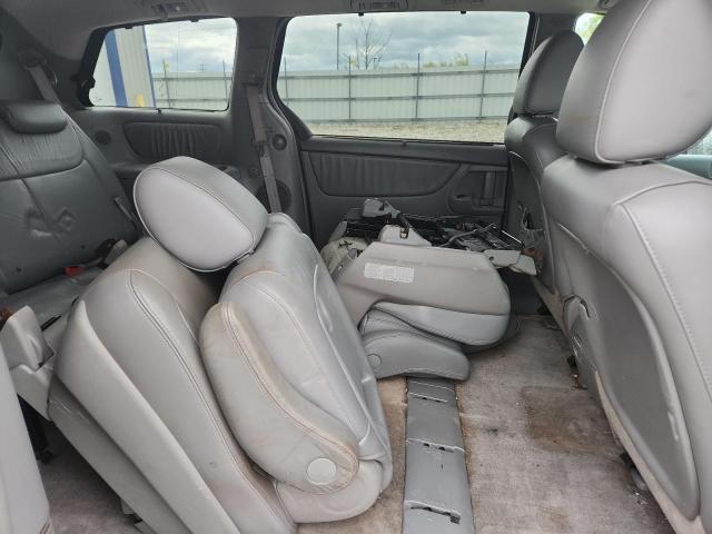 5TDBK22C59S025170 - 2009 TOYOTA SIENNA XLE ნაცრისფერი ფოტო 11