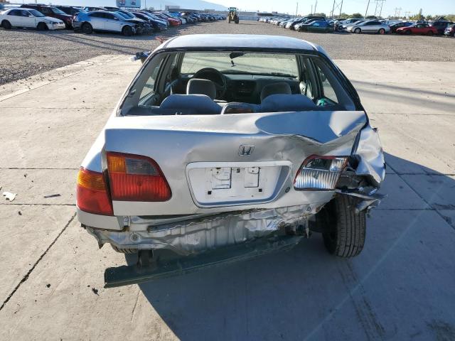 2HGEJ6613YH557208 - 2000 HONDA CIVIC BASE SILVER photo 6