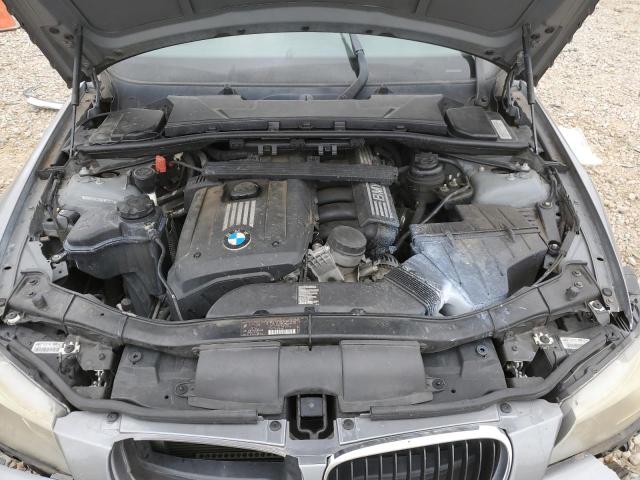 WBAPH7C55BE852175 - 2011 BMW 328 I GRAY photo 11