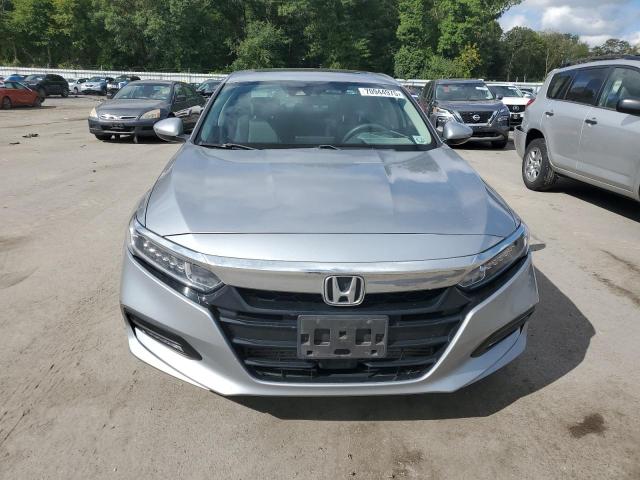 1HGCV1F49JA127972 - 2018 HONDA ACCORD EX SILVER photo 5