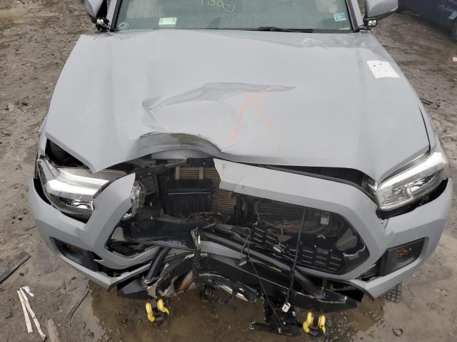 3TMDZ5BN7KM061486 - 2019 TOYOTA TACOMA DOUBLE CAB 灰色 照片 11