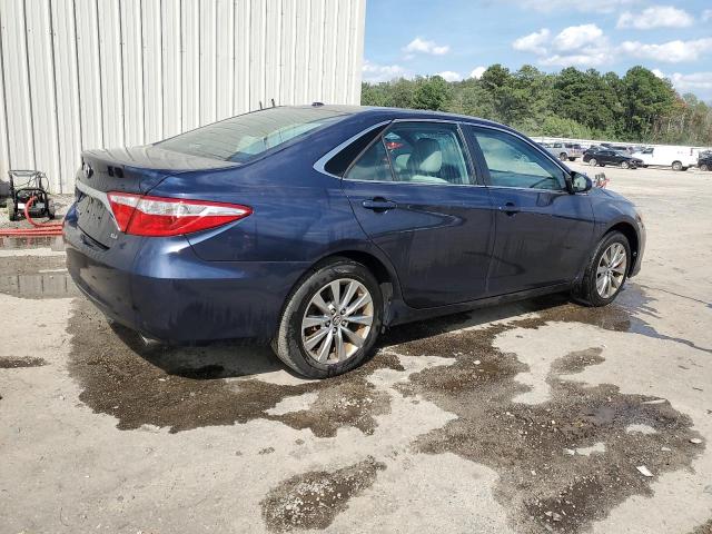 4T1BF1FK3HU791615 - 2017 TOYOTA CAMRY LE BLUE photo 3