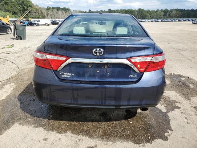 4T1BF1FK3HU791615 - 2017 TOYOTA CAMRY LE BLUE photo 6
