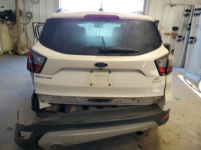 1FMCU0GD0HUB35439 - 2017 FORD ESCAPE SE WHITE photo 6