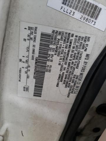 1LNFM81W4WY661357 - 1998 LINCOLN TOWN CAR EXECUTIVE WHITE photo 12