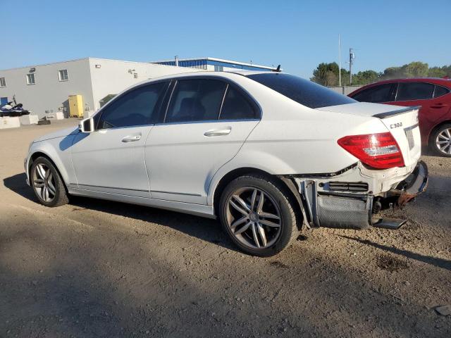 WDDGF8AB0DA749883 - 2013 MERCEDES-BENZ C 300 4MATIC WHITE photo 2