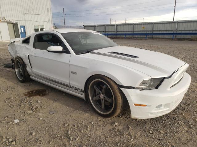 1ZVBP8CF2E5275069 - 2014 FORD MUSTANG GT WHITE photo 4