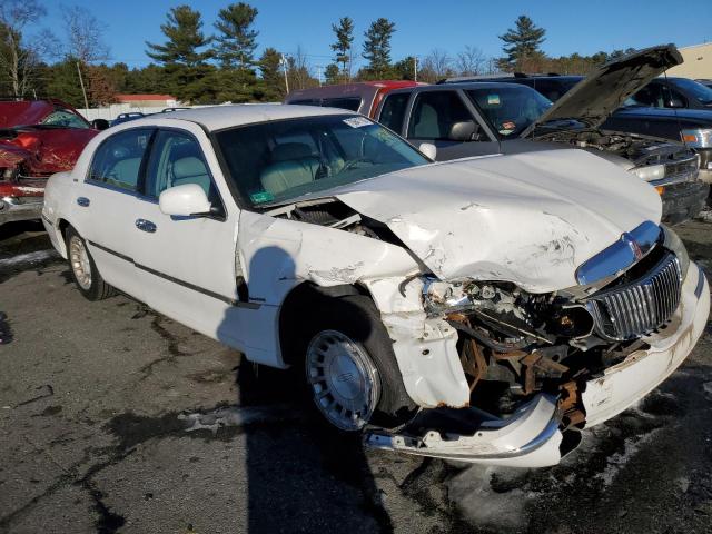 1LNHM81W62Y616794 - 2002 LINCOLN TOWN CAR EXECUTIVE WHITE photo 4