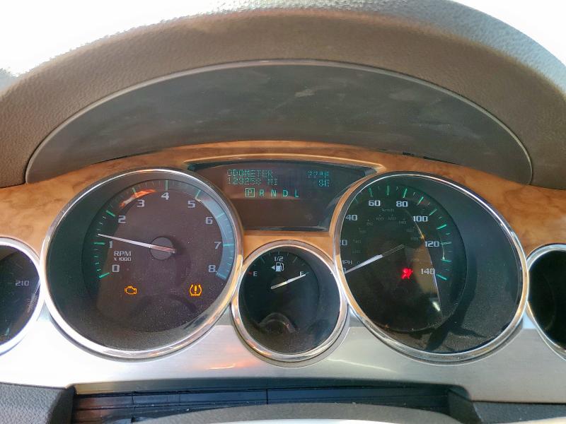 5GAER23D39J131924 - 2009 BUICK ENCLAVE CXL WHITE photo 9