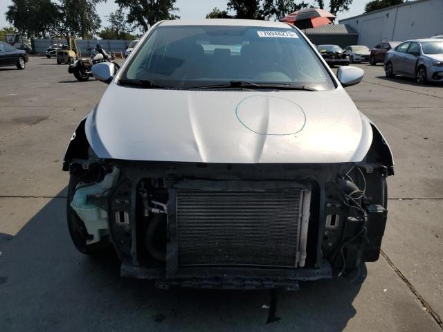 KMHCT5AEXDU106073 - 2013 HYUNDAI ACCENT GLS 银色 照片 5