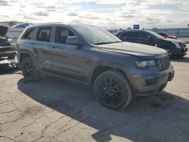 1C4RJEAG0HC956232 - 2017 JEEP GRAND CHEROKEE LAREDO გრაფიტი ფოტო 4