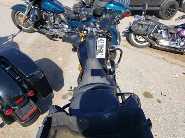 1HD1FCW126Y607059 - 2006 HARLEY-DAVIDSON FLHTCUI 黑色 照片 5