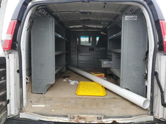 1GCWGAFFXH1123852 - 2017 CHEVROLET EXPRESS G2 RED photo 10