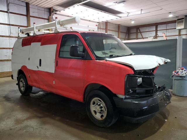 1GCWGAFFXH1123852 - 2017 CHEVROLET EXPRESS G2 RED photo 4