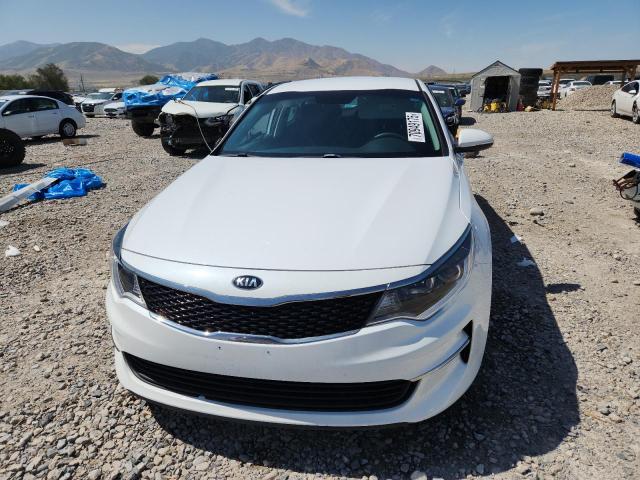 5XXGT4L3XJG188397 - 2018 KIA OPTIMA LX თეთრი ფოტო 5