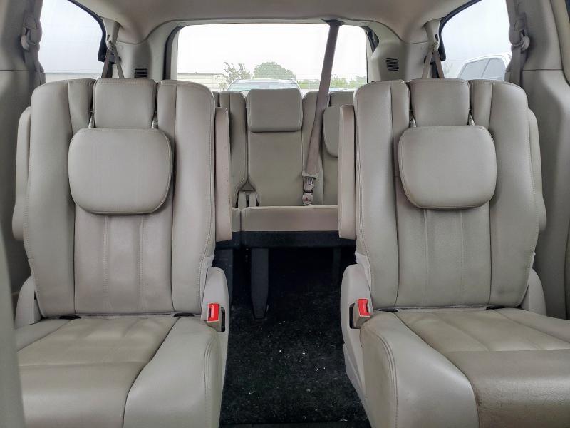 2C4RC1BGXDR712168 - 2013 CHRYSLER TOWN & COU TOURING 红色 照片 10