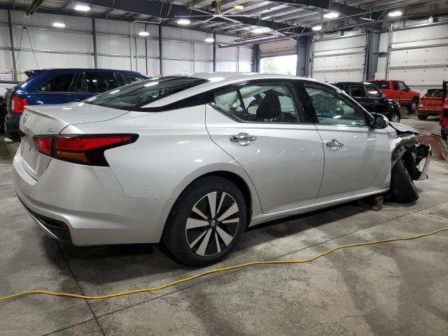 1N4BL4EV2KC187115 - 2019 NISSAN ALTIMA SL SILVER photo 3