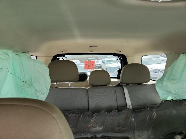 1FMCU0DGXBKB92197 - 2011 FORD ESCAPE XLT GRAY photo 10