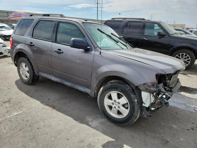 1FMCU0DGXBKB92197 - 2011 FORD ESCAPE XLT GRAY photo 4