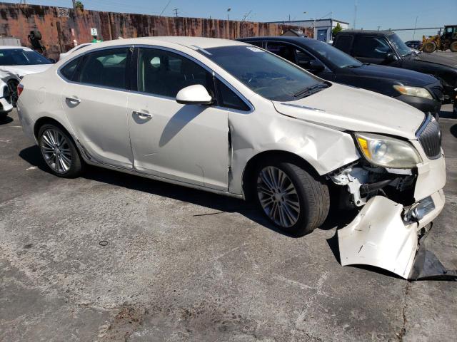 1G4PS5SK7C4171194 - 2012 BUICK VERANO WHITE photo 4