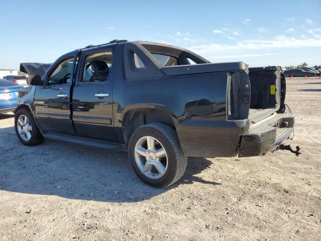 3GNMCFE0XCG127236 - 2012 CHEVROLET AVALANCHE LT BLACK photo 2