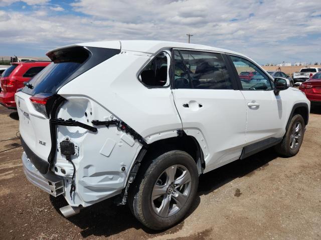 2T3W1RFVXRW351635 - 2024 TOYOTA RAV4 XLE WHITE photo 3