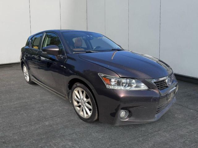 2013 LEXUS CT 200, null
